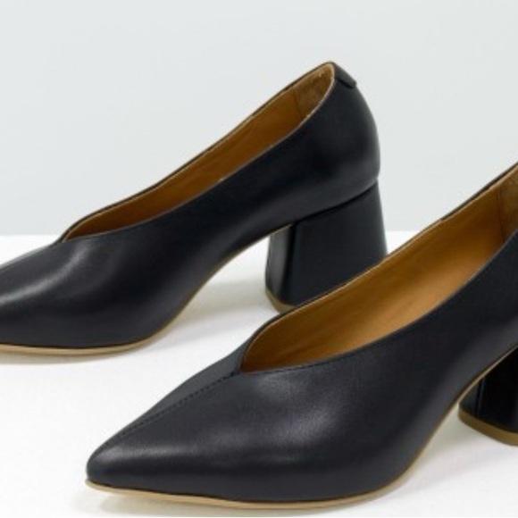 Handcrafted shoes - Picture 7 of 9